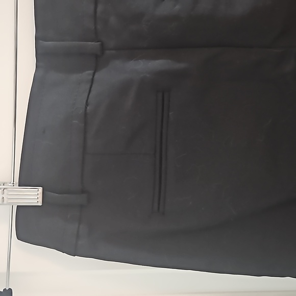 RW&CO Limitless Slim Ankle Curvy Pant - 2 - Picture 9 of 10